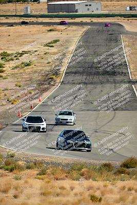 media/Oct-18-2025-Extreme Speed (Sat) [[d6d7e1fef1]]/Group 3 Purple/Session 3 (Turn 1)/